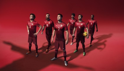 爱游戏电竞-西甲冠军悬念：皇马、巴萨谁能最终笑到最后？，2021西甲皇马巴萨