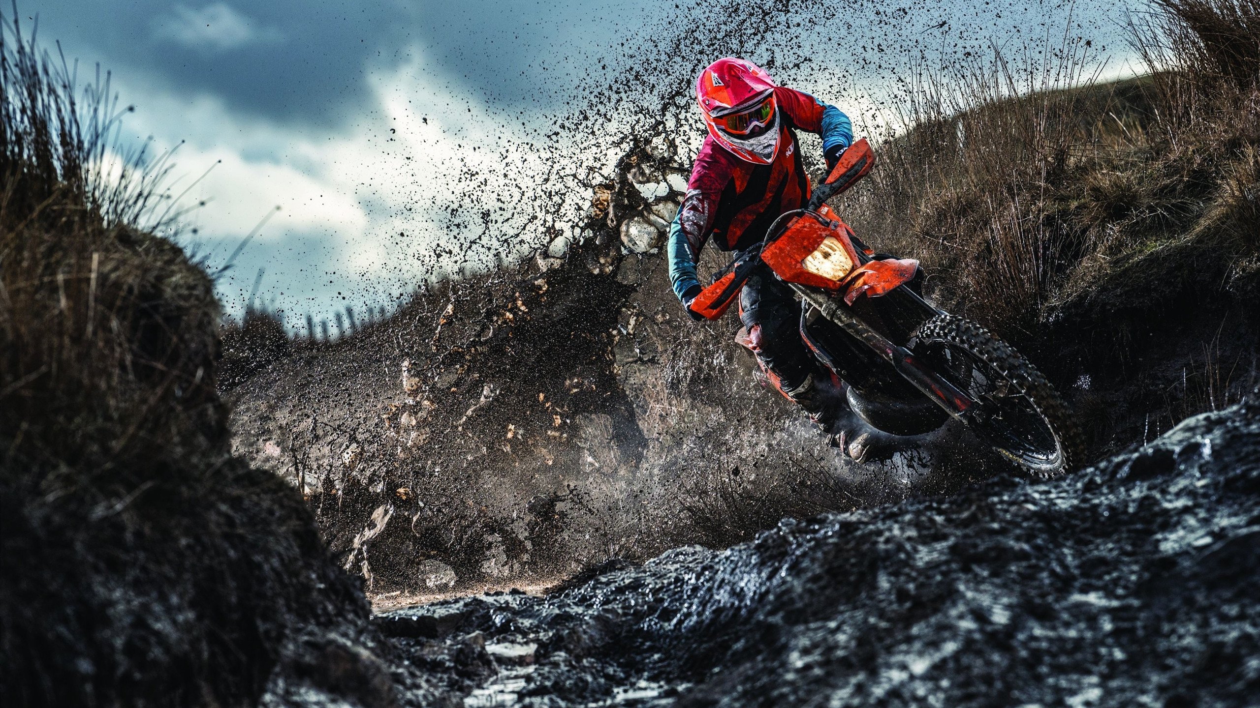 马拉松赛事创新模式提升参赛体验，创新马拉松方案